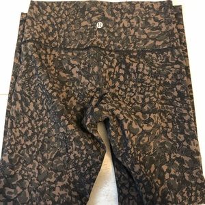 Lululemon wunder under tight